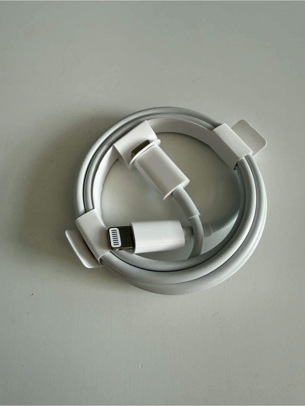 Apple Genuine USB-C Lightning Charger Cable
